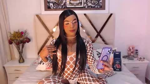 jesica online show from November 21, 8:46 am