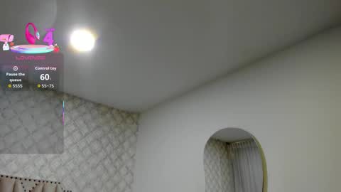 SkinnyGirl online show from February 14, 7:43 pm