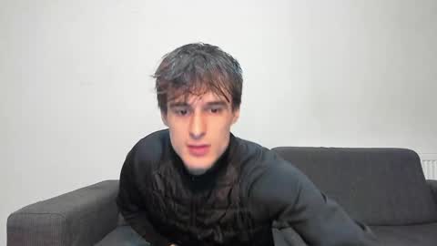 Snapshot of skinnyguywithbigd chatting on December 8, 2:41 pm skinnyguywithbigd online show from December 8, 2:41 pm