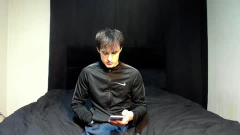 Snapshot of skinnyguywithbigd chatting on December 10, 1:55 pm skinnyguywithbigd online show from December 10, 1:55 pm