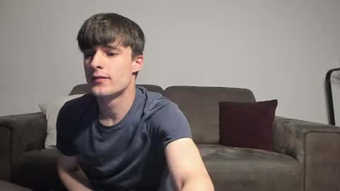Snapshot of skinnyguywithbigd chatting on April 22, 11:50 pm skinnyguywithbigd online show from April 22, 11:50 pm