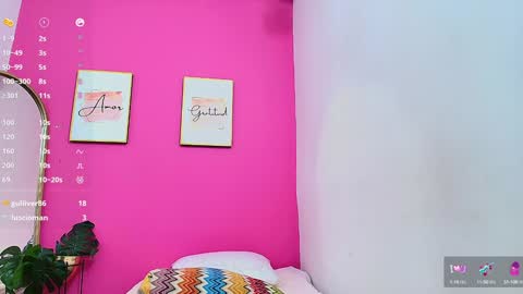 Snapshot of skinnyneighbour_ chatting on January 21, 9:13 am Karla online show from January 21, 9:13 am