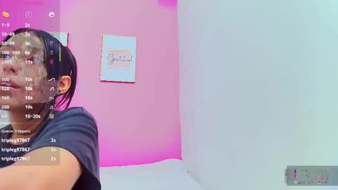 Snapshot of skinnyneighbour_ chatting on February 11, 6:08 am Karla online show from February 11, 6:08 am