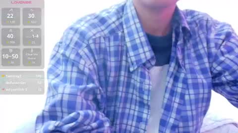 Snapshot of skinnyneighbour_ chatting on November 28, 3:09 am Karla online show from November 28, 3:09 am