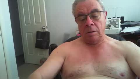 Skipper1970 online show from December 14, 2:50 am