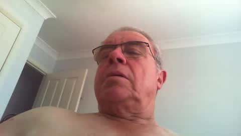 Skipper1970 online show from December 18, 4:07 am