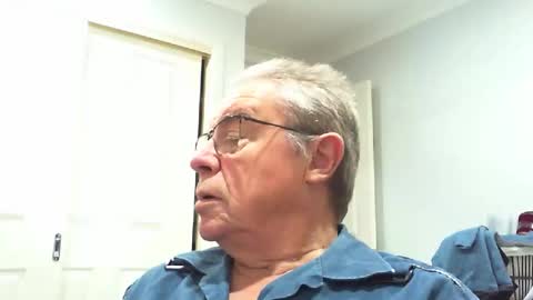 Snapshot of skipper1970 chatting on April 22, 9:44 am Skipper1970 online show from April 22, 9:44 am