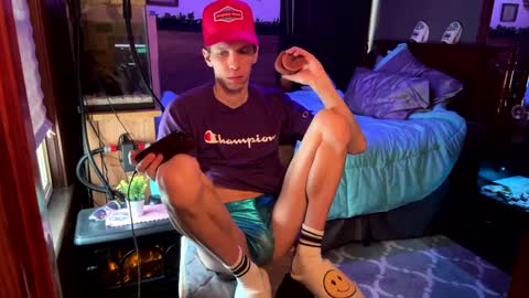 Snapshot of skittles933 chatting on January 12, 3:46 pm Skittles online show from January 12, 3:46 pm