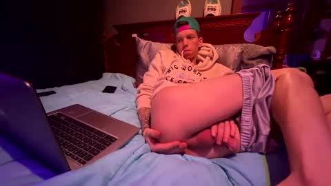 Snapshot of skittles933 chatting on January 28, 10:23 am Skittles online show from January 28, 10:23 am