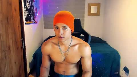 Snapshot of skull_prospect chatting on February 11, 10:26 am Liam Vokov online show from February 11, 10:26 am