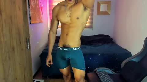 Snapshot of skull_prospect chatting on February 15, 1:05 pm Liam Vokov online show from February 15, 1:05 pm