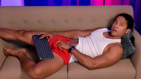 Snapshot of skull_prospect chatting on September 27, 12:15 am Liam Vokov online show from September 27, 12:15 am