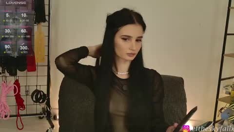 Eliza online show from June 5, 12:06 am