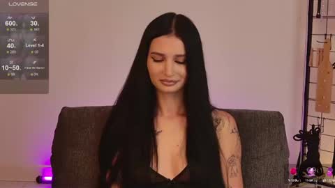 Eliza online show from July 26, 11:00 pm