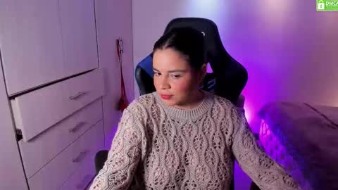 Sky  Independent model WISH LIST   online show from November 5, 3:34 pm