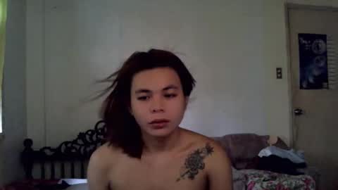 Snapshot of sky_andrea chatting on February 8, 4:05 am Mj online show from February 8, 4:05 am