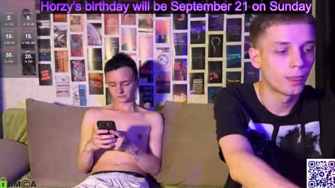 Snapshot of sky_hunter chatting on September 19, 10:38 am sky_hunter online show from September 19, 10:38 am