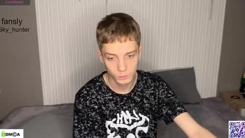 Snapshot of sky_hunter chatting on November 19, 4:18 pm sky_hunter online show from November 19, 4:18 pm