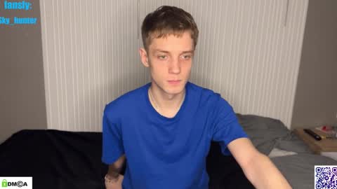 Snapshot of sky_hunter chatting on November 25, 2:50 pm sky_hunter online show from November 25, 2:50 pm