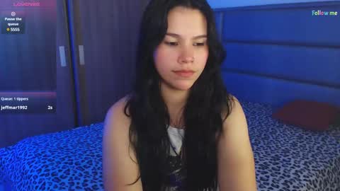 Snapshot of sky_lover_ chatting on February 2, 9:19 am Sky online show from February 2, 9:19 am