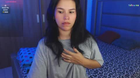 Snapshot of sky_lover_ chatting on February 14, 12:03 pm Sky online show from February 14, 12:03 pm