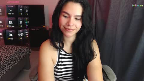 Snapshot of sky_lover_ chatting on October 6, 9:07 am Sky online show from October 6, 9:07 am