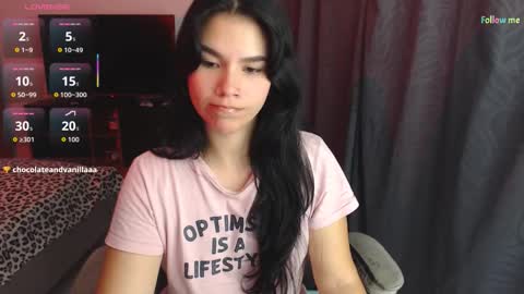 Snapshot of sky_lover_ chatting on October 8, 9:29 am Sky online show from October 8, 9:29 am