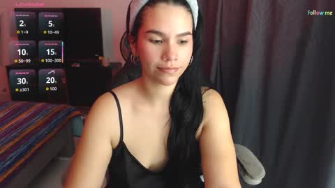 Snapshot of sky_lover_ chatting on October 13, 10:15 am Sky online show from October 13, 10:15 am