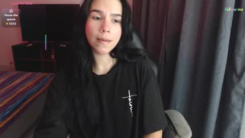 Snapshot of sky_lover_ chatting on October 15, 9:42 am Sky online show from October 15, 9:42 am
