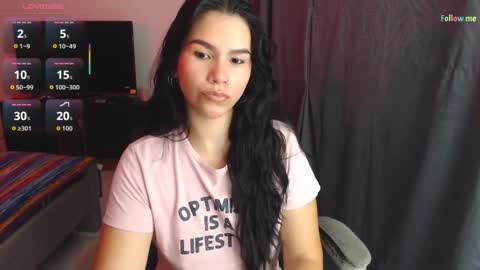 Snapshot of sky_lover_ chatting on October 20, 9:43 am Sky online show from October 20, 9:43 am
