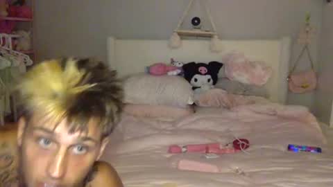 sexiest couple on cam online show from July 14, 4:39 am