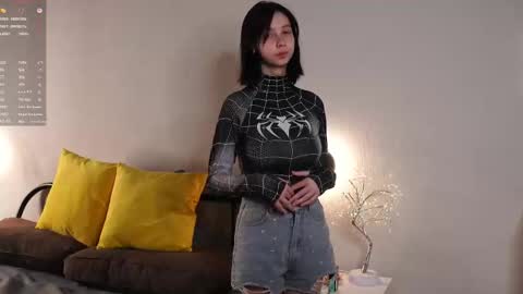 Melissa online show from December 16, 4:17 am