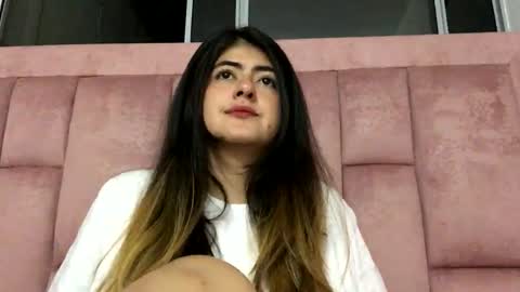 Skyler online show from November 7, 2:33 am