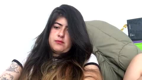 Skyler online show from March 26, 5:29 pm