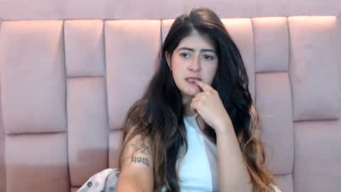 Skyler online show from July 21, 1:52 am