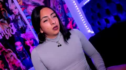 blue online show from February 1, 3:49 am