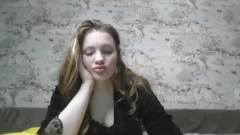 Skyler online show from February 22, 3:58 pm