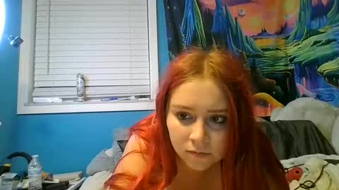 Snapshot of skylerrayy chatting on October 19, 12:55 am skylerrayy online show from October 19, 12:55 am