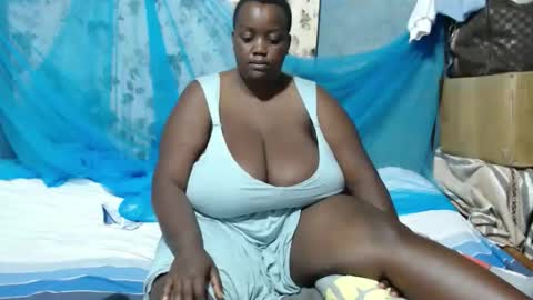 sheliah online show from March 10, 5:01 am