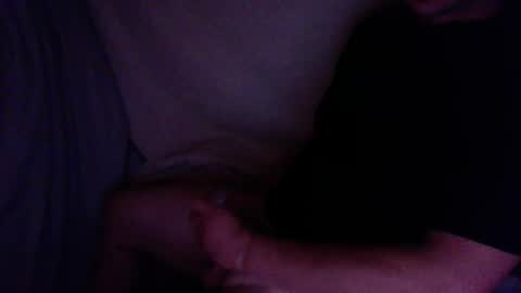Snapshot of skylsawz chatting on April 15, 7:26 am SLingSkylz online show from April 15, 7:26 am