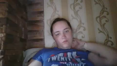 skyressie333 online show from October 4, 6:39 pm