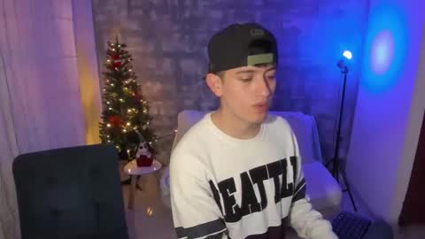 Skyrider online show from December 4, 6:16 pm