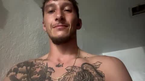 Snapshot of skyydaddy9 chatting on October 13, 6:24 am skyydaddy9 online show from October 13, 6:24 am