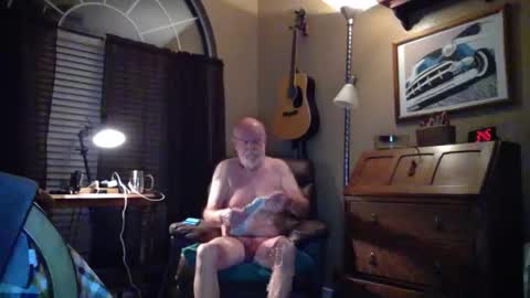 sladeisnaked online show from February 12, 9:48 am