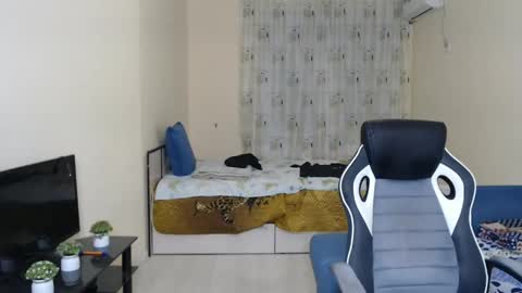 Snapshot of slavaxxx777 chatting on May 13, 8:06 pm Slava GAY. PVT OPEN. online show from May 13, 8:06 pm