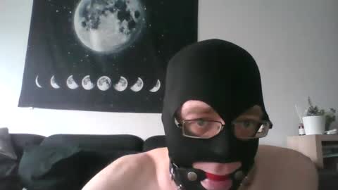 Snapshot of slaveforgodess chatting on January 29, 10:37 am slaveforgodess online show from January 29, 10:37 am