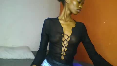 Snapshot of slaybby chatting on March 1, 4:33 pm Slaybby online show from March 1, 4:33 pm