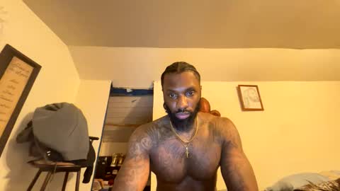 Snapshot of slaythereal3 chatting on February 4, 7:25 am slaythereal3 online show from February 4, 7:25 am