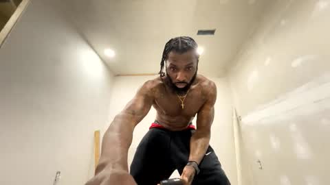 Snapshot of slaythereal3 chatting on February 22, 12:12 am slaythereal3 online show from February 22, 12:12 am