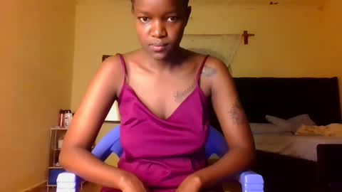 Snapshot of sleek_ass chatting on September 12, 4:23 am sleek_ass online show from September 12, 4:23 am